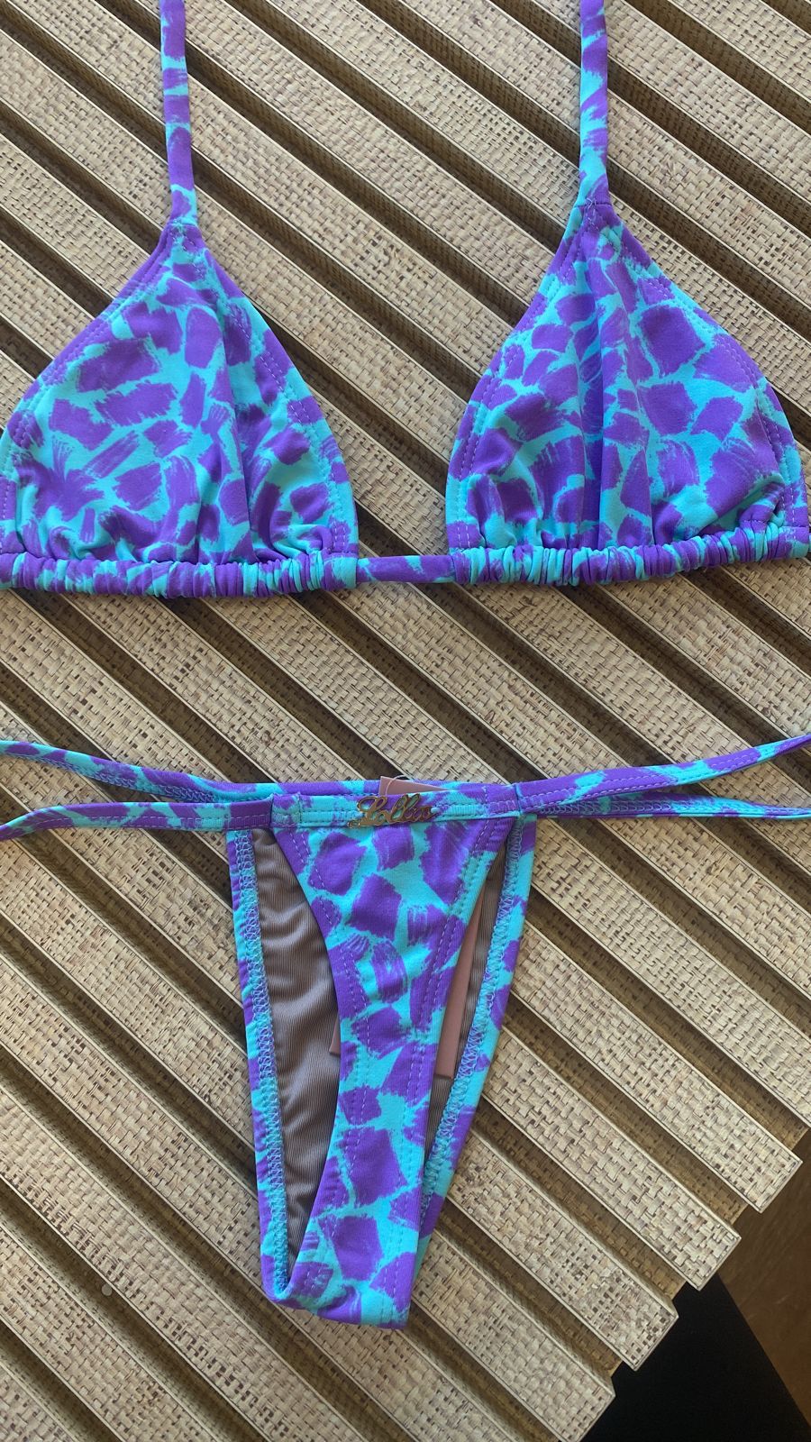 FRENTE MENOR FIO DENTAL PINCELADOS LILAS